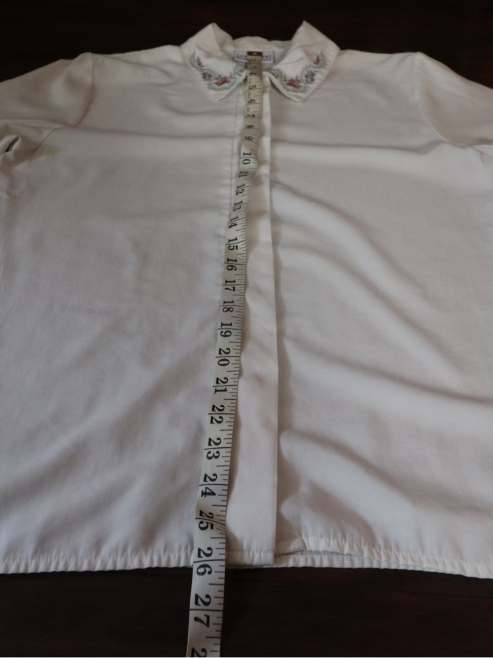 Vintage Jantzen White Short Sleeve Blouse with Embroidered Collar - Picture 6 of 7